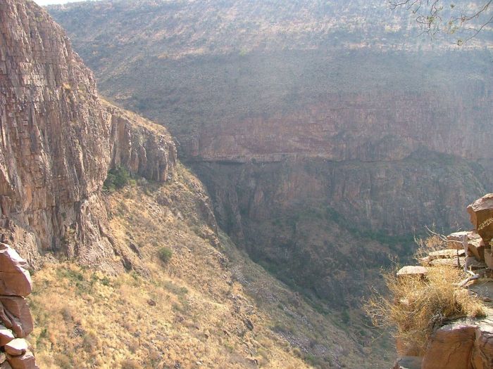 The Omavanda Cave Kaokoveld, northern Namibia, habitat of Aeollanthus rydingianus, in winter.