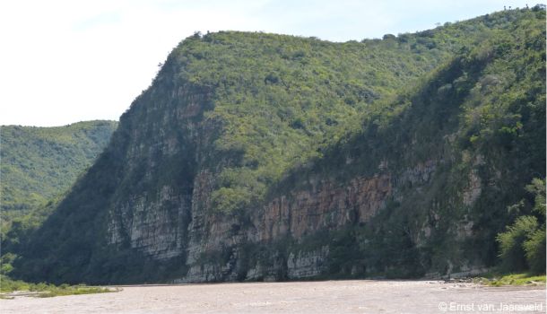 The cliffs along the Mbashe River